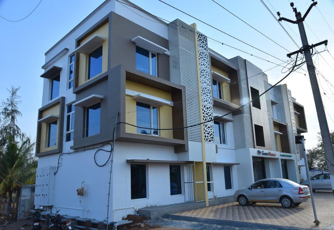 Ganesh Meridian Tiruppattur 外观 照片